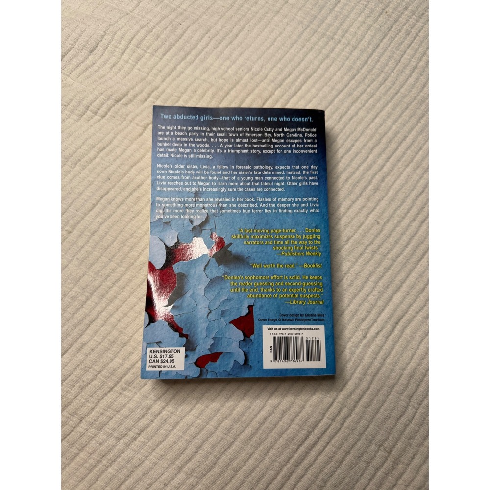 Charlie Donlea Adult Blue The Girl Who Was Taken Paperback Book OS - Picture 3 of 3